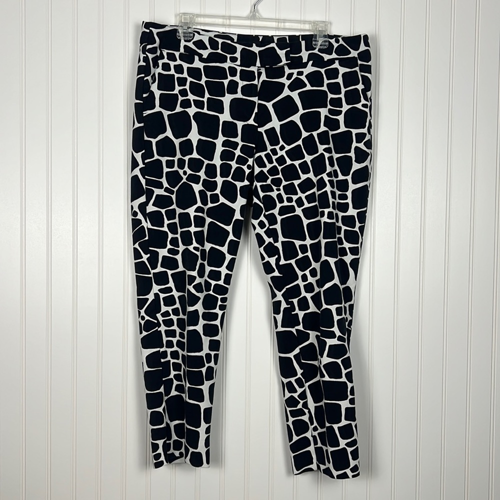 Liz Claiborne Career Emma Classic Ankle Pant Size 14